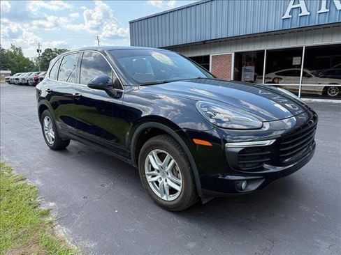 Used 2016 Porsche Cayenne AWD/4WD image 40