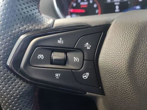 Used 2023 Chevrolet TrailBlazer RS FWD image 26