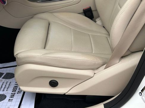 Used 2022 Mercedes-Benz GLC 300 image 16