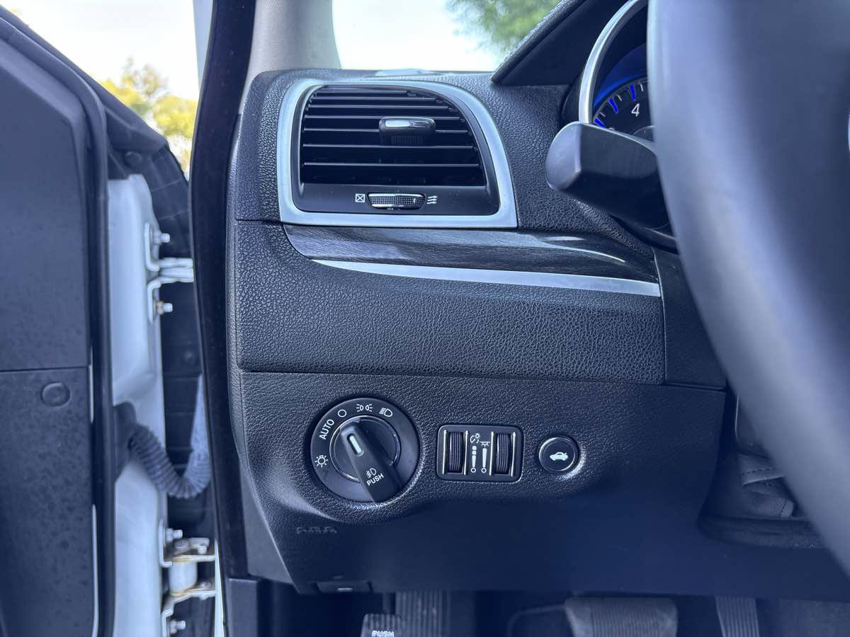Used 2022 Chrysler 300 Touring L RWD image 19