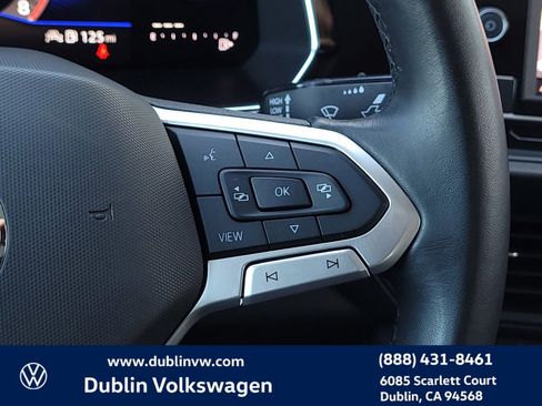 Used 2024 Volkswagen Jetta SE image 22