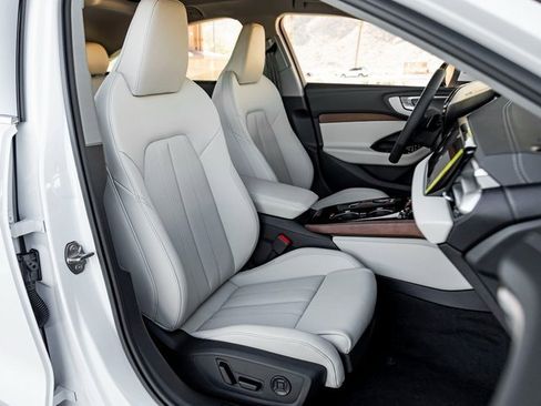 New 2025 Audi A5 2.0T Prestige image 25