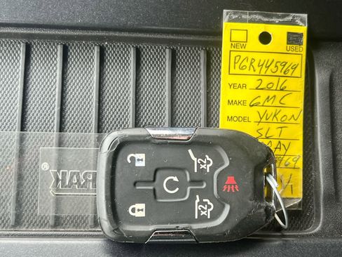 Used 2016 GMC Yukon XL SLT w/ Open Road Package image 34