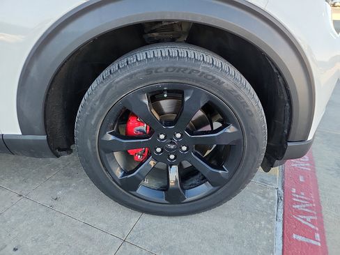 Used 2023 Ford Explorer ST w/ Equipment Group 401A image 9