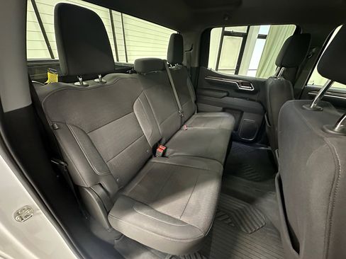 Certified 2025 Chevrolet Silverado 1500 LT image 24