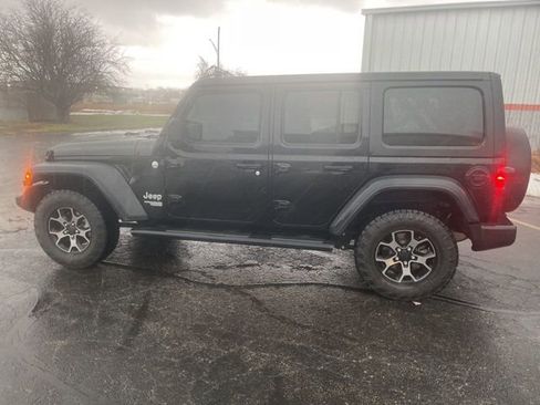 Used 2019 Jeep Wrangler Unlimited Sport S image 7