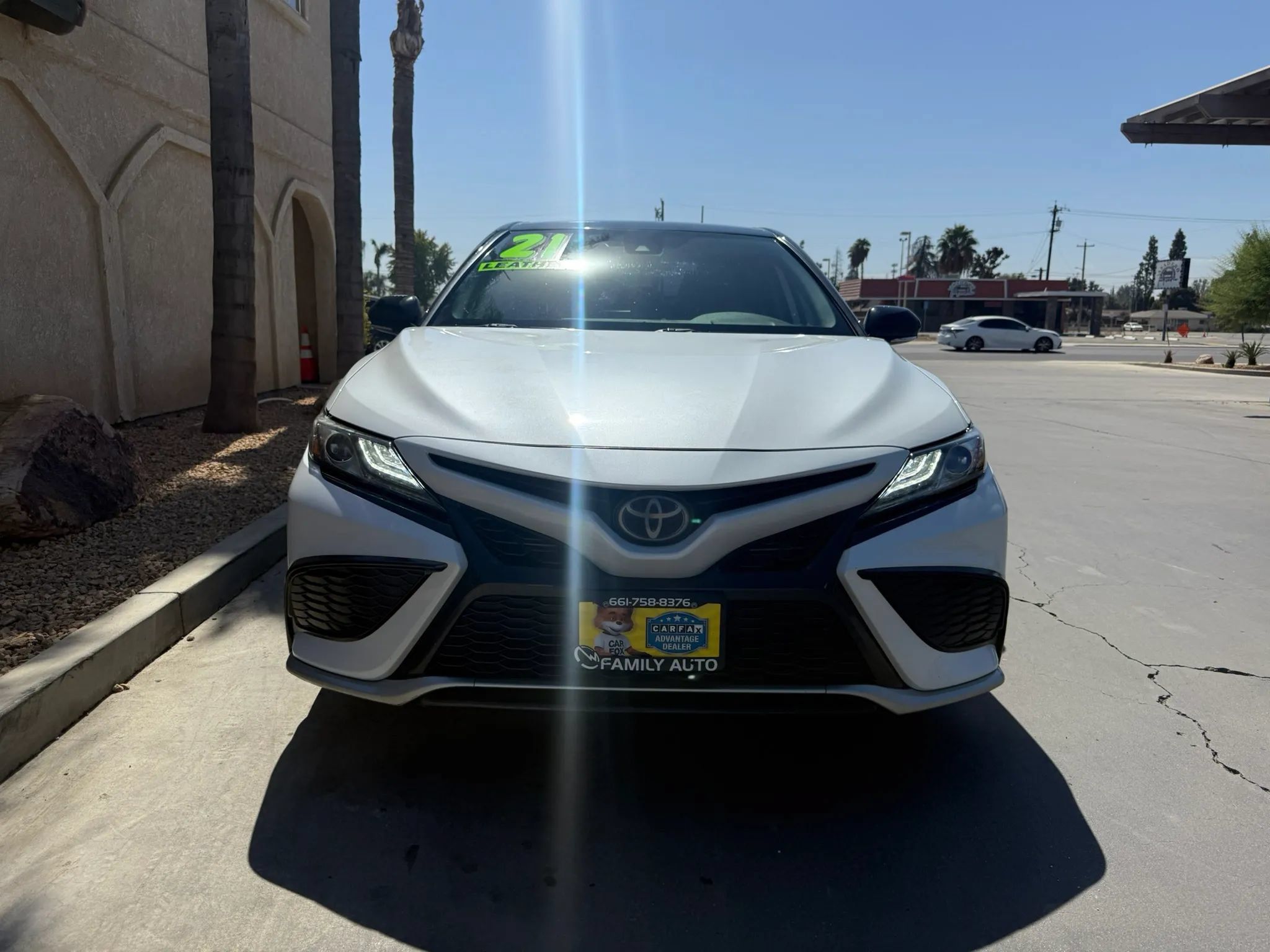Used 2021 Toyota Camry XSE FWD image 3