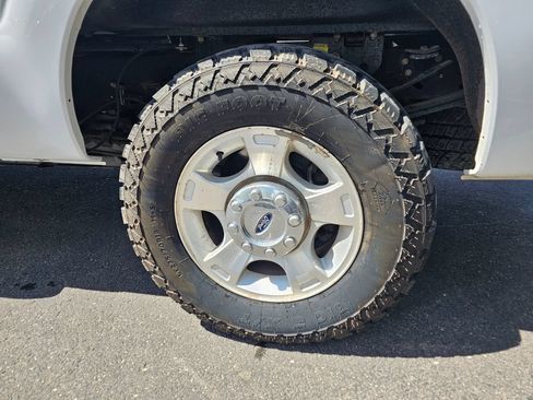Used 2016 Ford F250 XLT w/ XLT Value Package AWD/4WD image 16