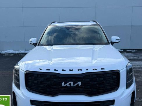 Used 2022 Kia Telluride EX w/ EX Premium Package image 3