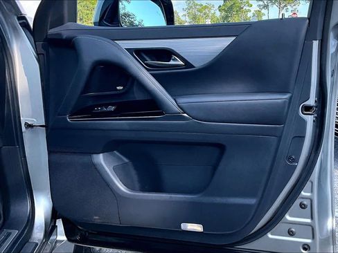 Used 2024 Lexus LX 600 F Sport image 27