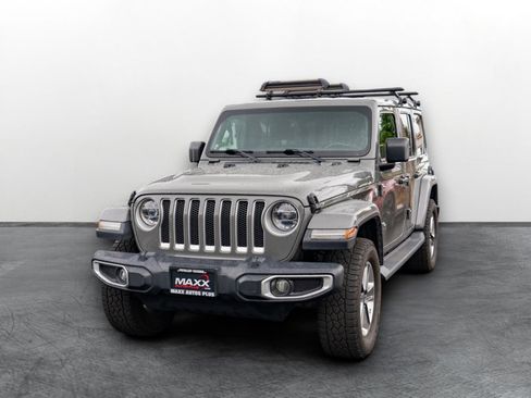 Used 2020 Jeep Wrangler Unlimited Sahara AWD/4WD image 3