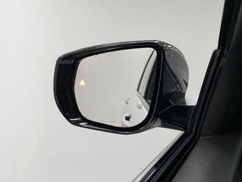 Used 2024 Jeep Grand Cherokee Limited w/ Black Appearance Package image 20