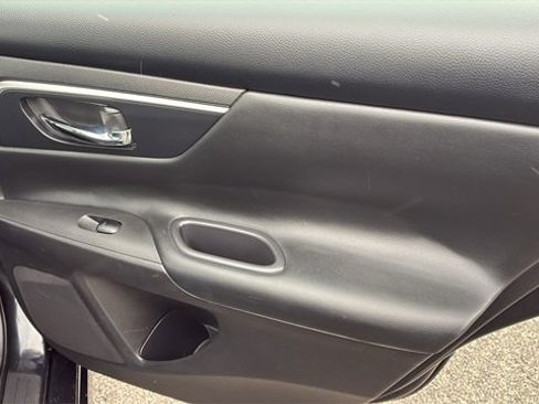 Used 2015 Nissan Altima 2.5 S w/ Special Edition Package image 26