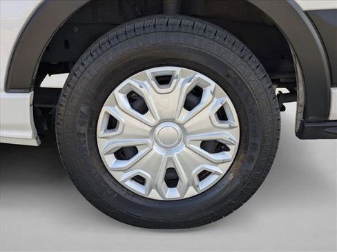 Used 2023 Ford Transit 350 XLT image 24