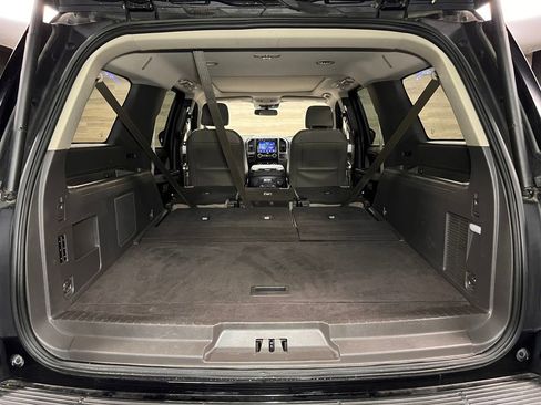 Used 2021 Ford Expedition Max Limited AWD/4WD image 22