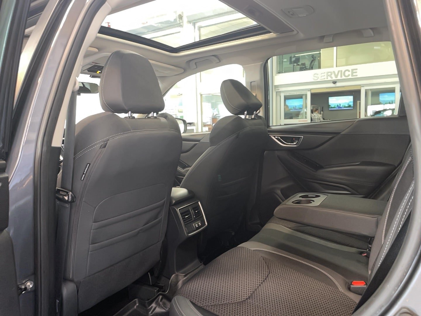 Used 2023 Subaru Forester Premium AWD/4WD image 9
