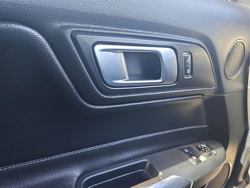 Used 2021 Ford Mustang Premium image 17