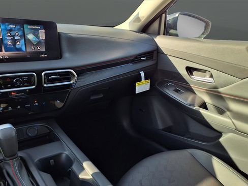 New 2026 Nissan Sentra SR w/ SR Premium Package FWD image 25