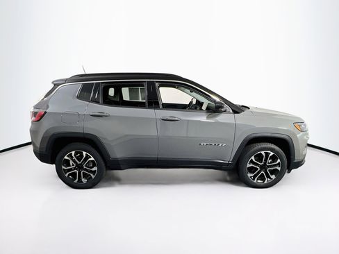 Used 2022 Jeep Compass Limited w/ Sun and Sound Group AWD/4WD image 4