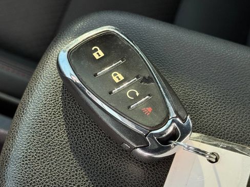 Used 2021 Chevrolet TrailBlazer RS FWD image 33