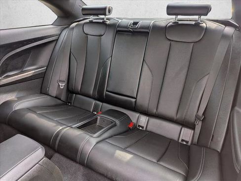 Used 2023 BMW 230i Coupe w/ Premium Package image 20