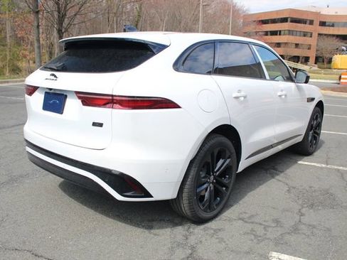 New 2026 Jaguar F-PACE R-Dynamic S image 2