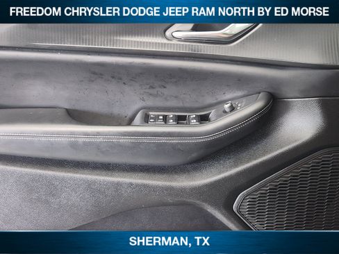 Used 2024 Jeep Grand Cherokee L Laredo AWD/4WD image 16