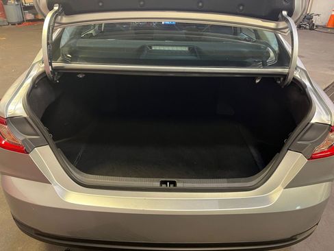 Used 2025 Toyota Camry LE image 30