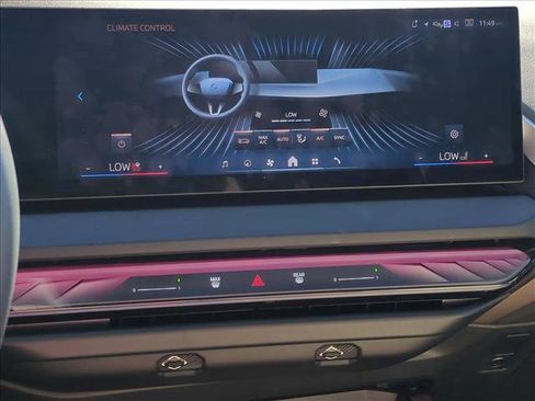 Used 2025 BMW X3 xDrive30i w/ Premium Package image 15