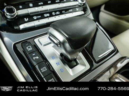 Used 2018 Genesis G90 5.0 Ultimate image 18