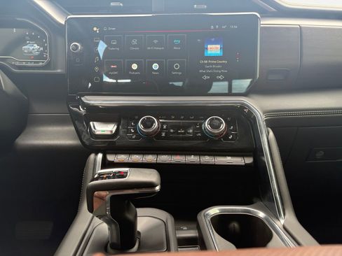 Used 2024 GMC Sierra 1500 Denali Ultimate image 14