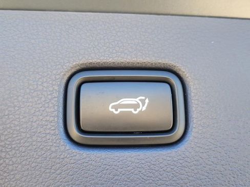 Used 2025 Hyundai Palisade Calligraphy image 11