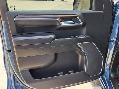 Used 2024 Chevrolet Silverado 1500 RST w/ LPO, Dark Essentials Package AWD/4WD image 15