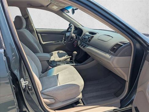Used 2003 Toyota Camry LE FWD image 18