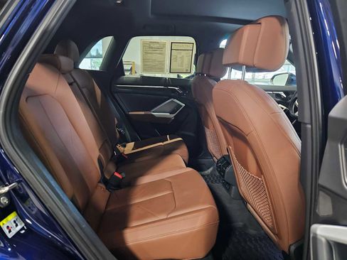 Used 2021 Audi Q3 2.0T Premium w/ Convenience Package image 12