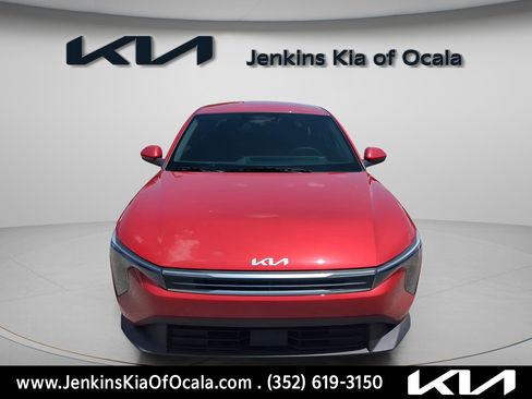 New 2025 Kia K4 LXS image 8