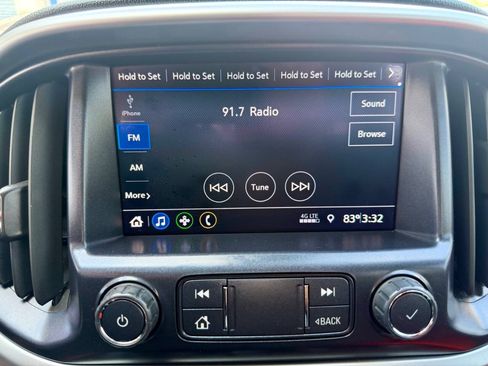 Used 2022 Chevrolet Colorado LT w/ Luxury Package AWD/4WD image 37