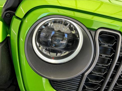 New 2025 Jeep Wrangler Unlimited Rubicon 392 image 15