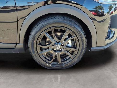 Used 2023 Nissan Kicks SR w/ SR Premium Package image 9