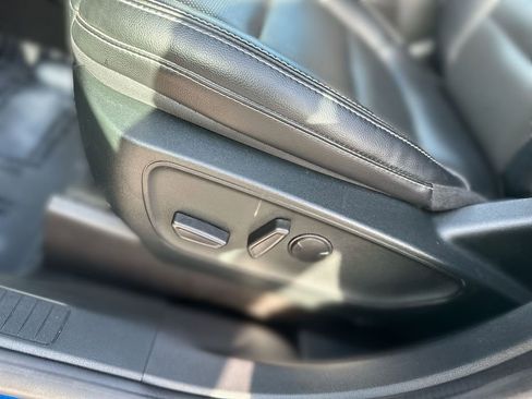 Used 2022 Ford Escape Titanium w/ Class II Trailer Tow Package image 15