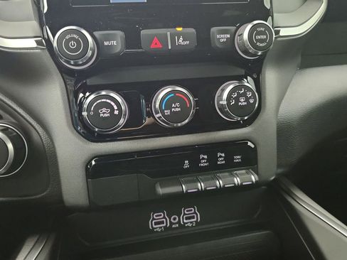 New 2026 RAM 1500 Express AWD/4WD image 25