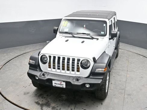 Used 2018 Jeep Wrangler Unlimited Sport image 28