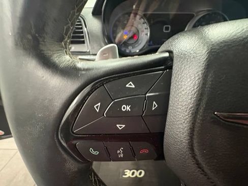 Used 2015 Chrysler 300 S RWD image 16