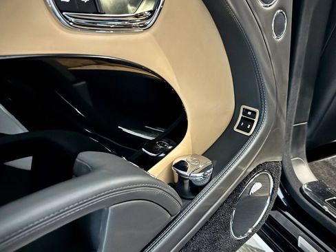 Used 2016 Bentley Mulsanne Speed RWD image 17