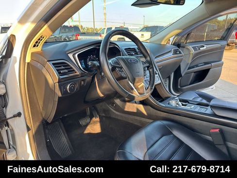 Used 2019 Ford Fusion SEL image 78