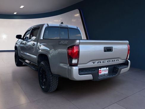 Used 2021 Toyota Tacoma SR image 3