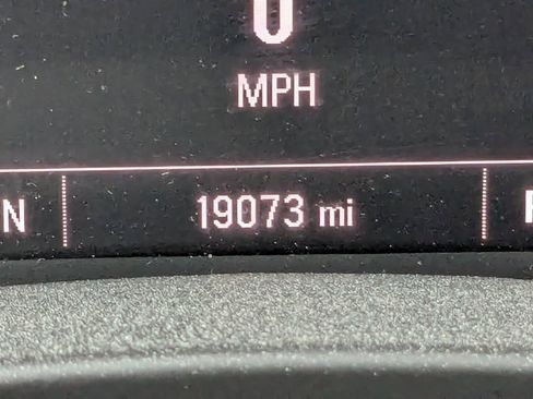 Used 2022 Chevrolet Equinox LS image 28