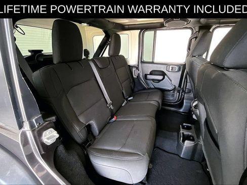 Used 2021 Jeep Wrangler Unlimited Sport AWD/4WD image 35
