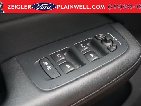 Used 2024 Volvo V60 B5 Cross Country Plus AWD/4WD image 33