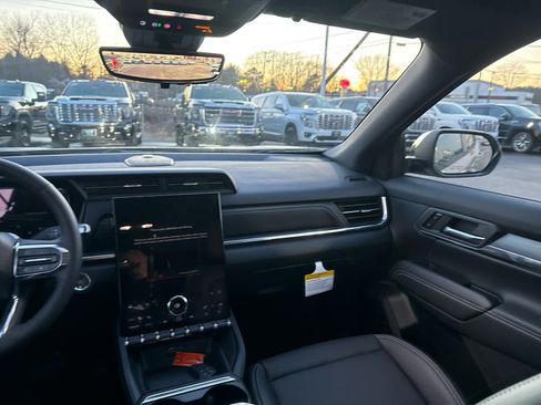 New 2026 GMC Terrain Elevation w/ Elevation Premium Package image 15